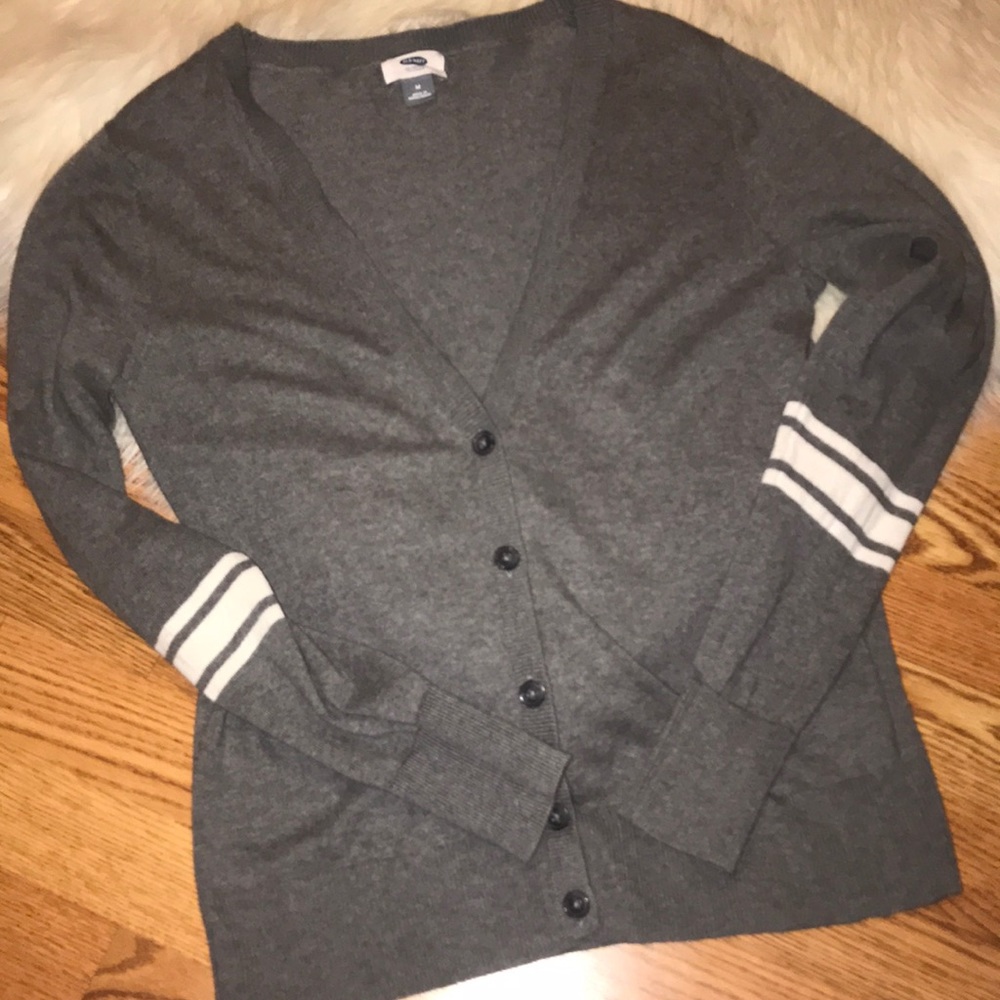 Old Navy button up gray cardigan